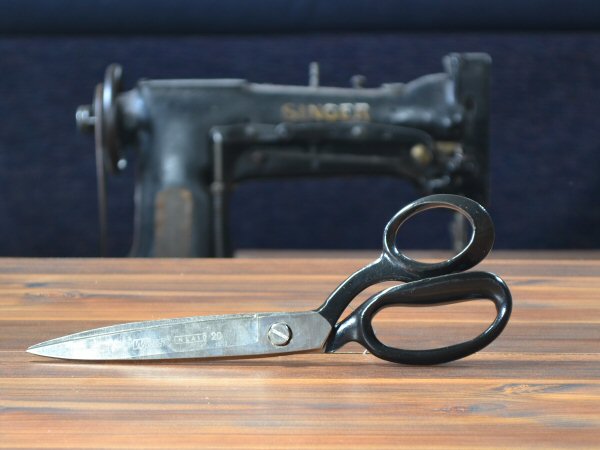 left handed fabric shears